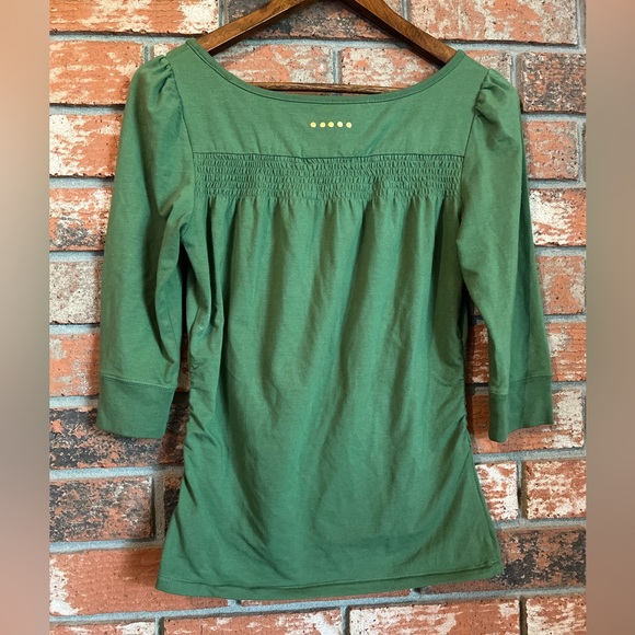 COOGI Embellished Ruched Sides Shirt Olive Green Size M - Picture 3 of 8